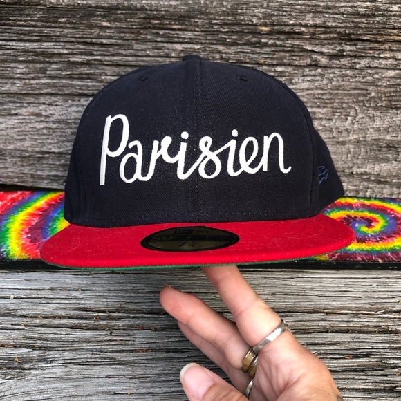 MAISON KITSUNE Black and Red Parisien Cap - Picture 12 of 13
